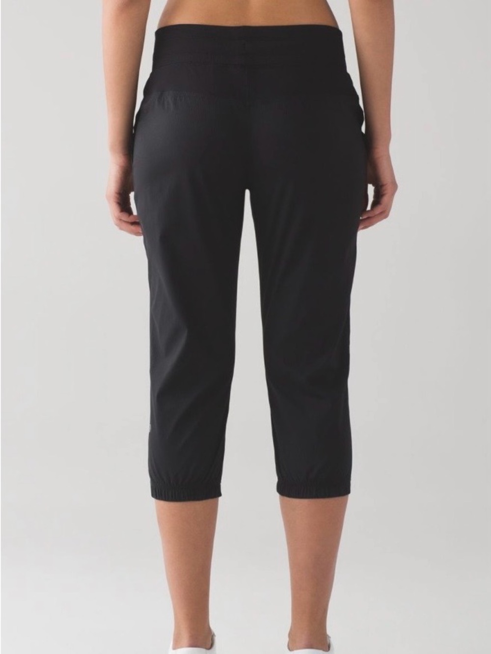 Lululemon Dance Studio Crops Unlined